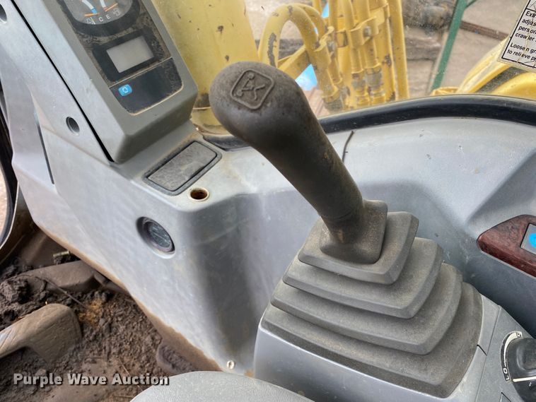 image for item JL9070 2000 Kobelco SK210LC  excavator