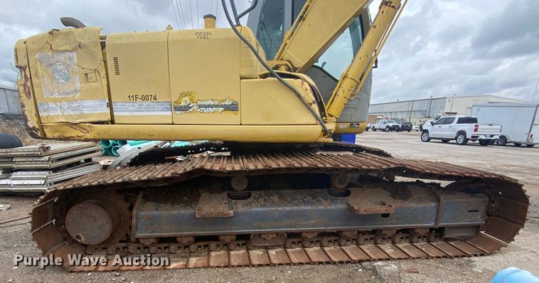 image for item JL9070 2000 Kobelco SK210LC  excavator
