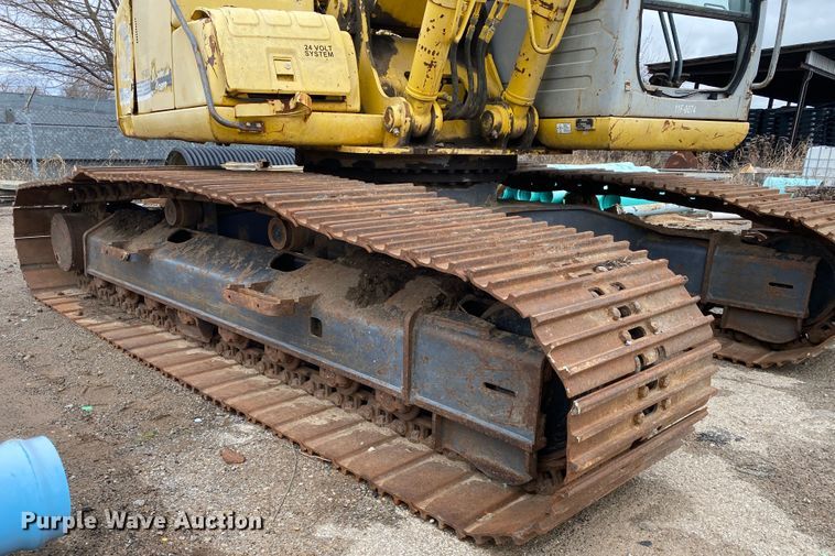 image for item JL9070 2000 Kobelco SK210LC  excavator