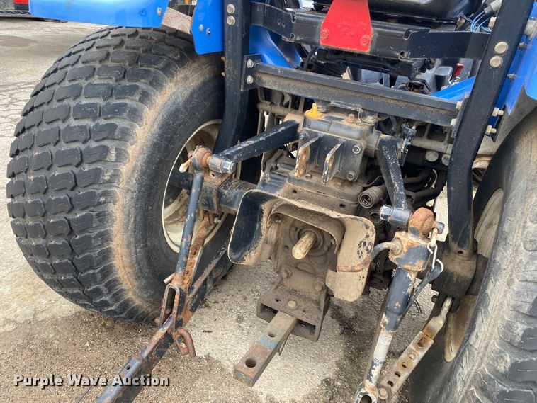 image for item JL9074 2003 New Holland TC335  MFWD tractor