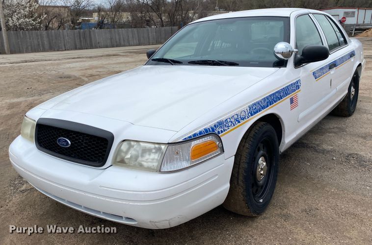image for item JL9075 2008 Ford Crown Victoria Police Interceptor
