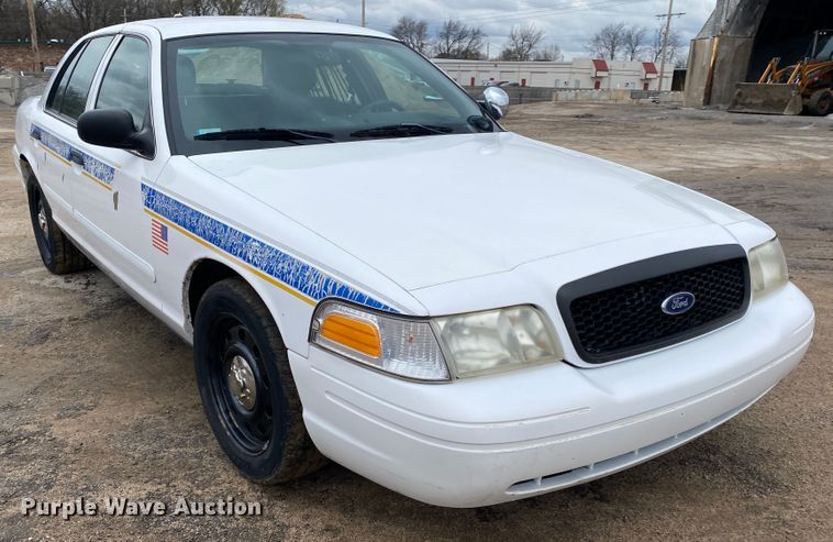image for item JL9075 2008 Ford Crown Victoria Police Interceptor