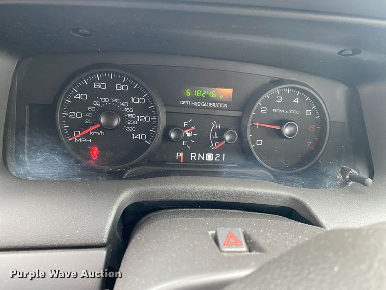 image for item JL9075 2008 Ford Crown Victoria Police Interceptor