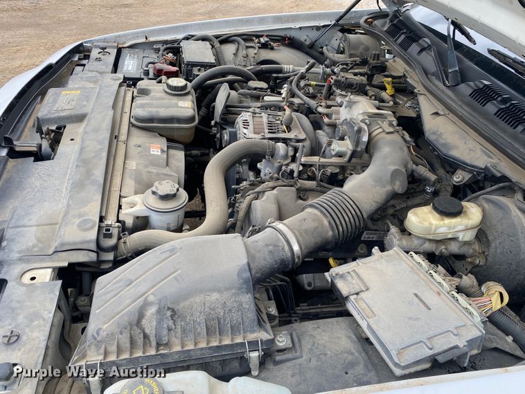 image for item JL9075 2008 Ford Crown Victoria Police Interceptor