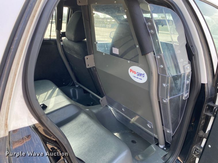 image for item JL9078 2011 Ford Crown Victoria Police Interceptor