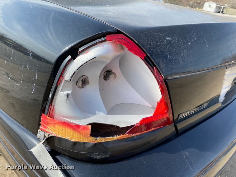 image for item JL9078 2011 Ford Crown Victoria Police Interceptor