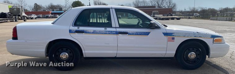 image for item JL9080 2008 Ford Crown Victoria Police Interceptor