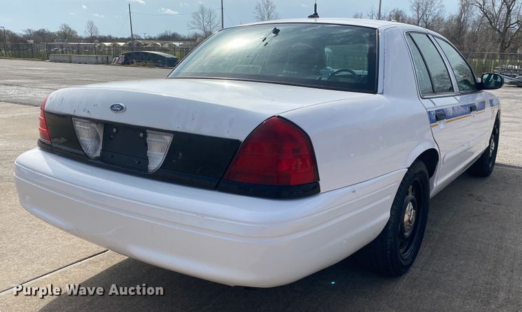 image for item JL9080 2008 Ford Crown Victoria Police Interceptor