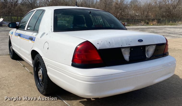 image for item JL9080 2008 Ford Crown Victoria Police Interceptor