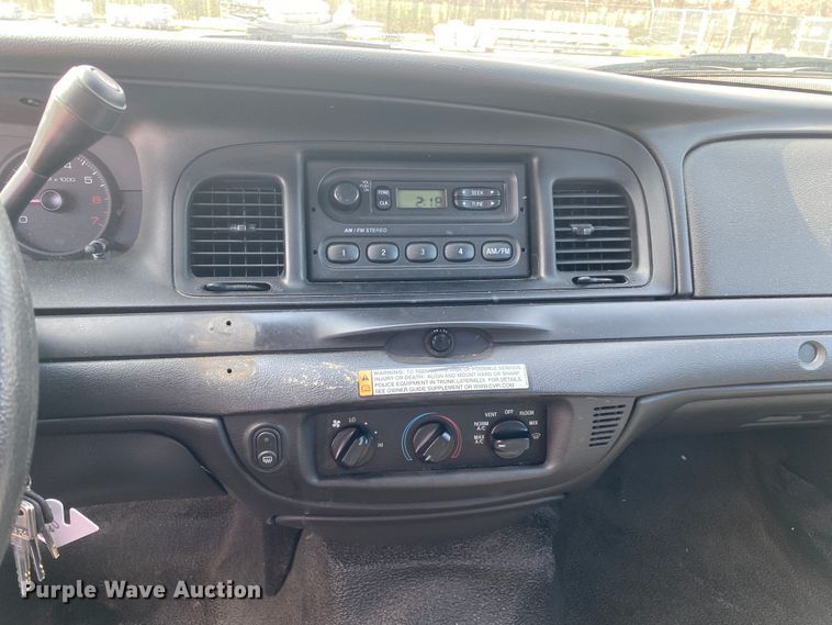 image for item JL9080 2008 Ford Crown Victoria Police Interceptor