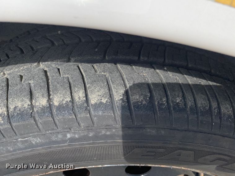 image for item JL9080 2008 Ford Crown Victoria Police Interceptor