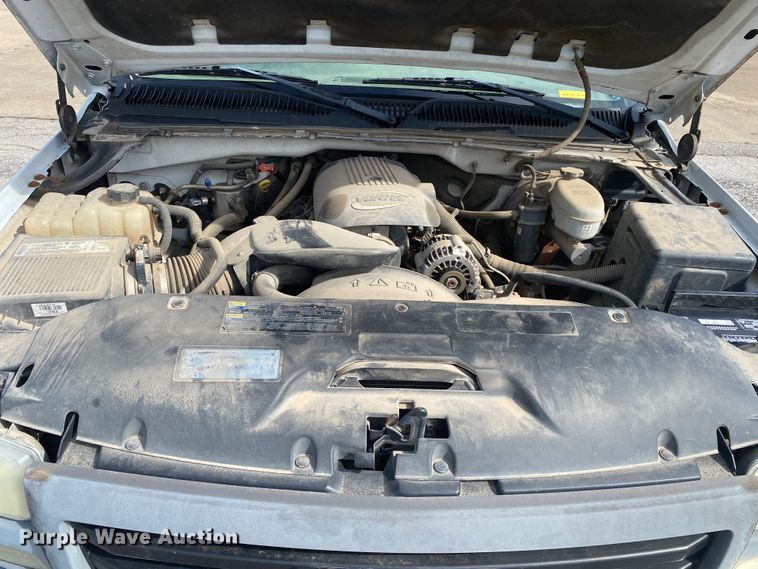 image for item JL9081 2004 GMC Sierra 1500  pickup truck