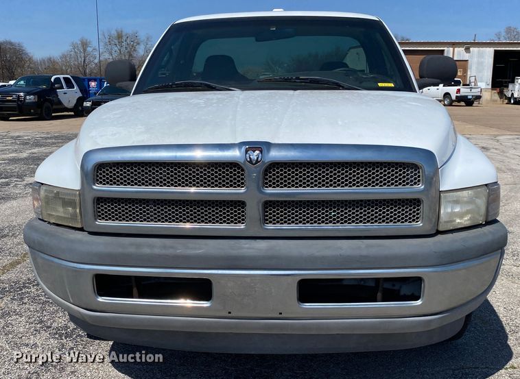 image for item JL9082 2001 Dodge Ram 1500  pickup truck