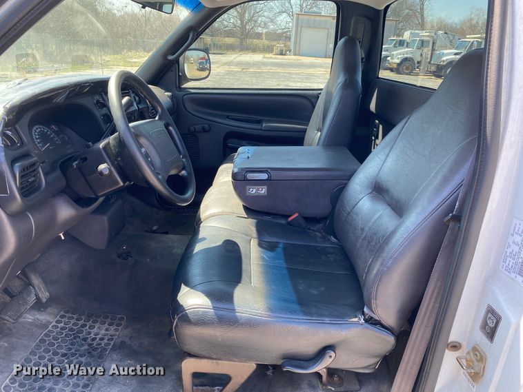 image for item JL9082 2001 Dodge Ram 1500  pickup truck