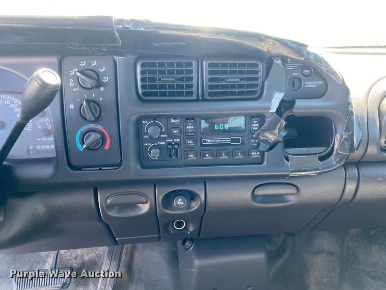 image for item JL9082 2001 Dodge Ram 1500  pickup truck