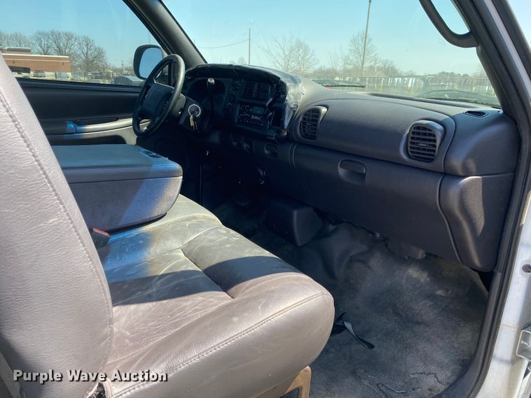 image for item JL9082 2001 Dodge Ram 1500  pickup truck