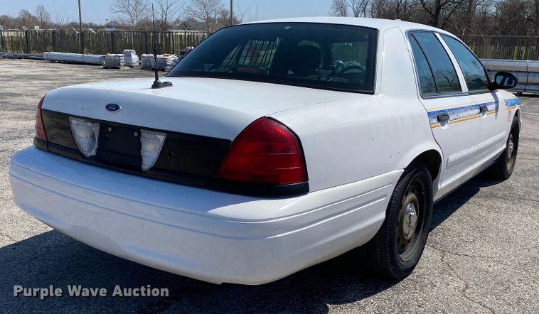 image for item JL9083 2008 Ford Crown Victoria Police Interceptor