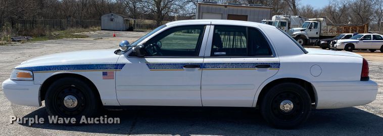 image for item JL9083 2008 Ford Crown Victoria Police Interceptor