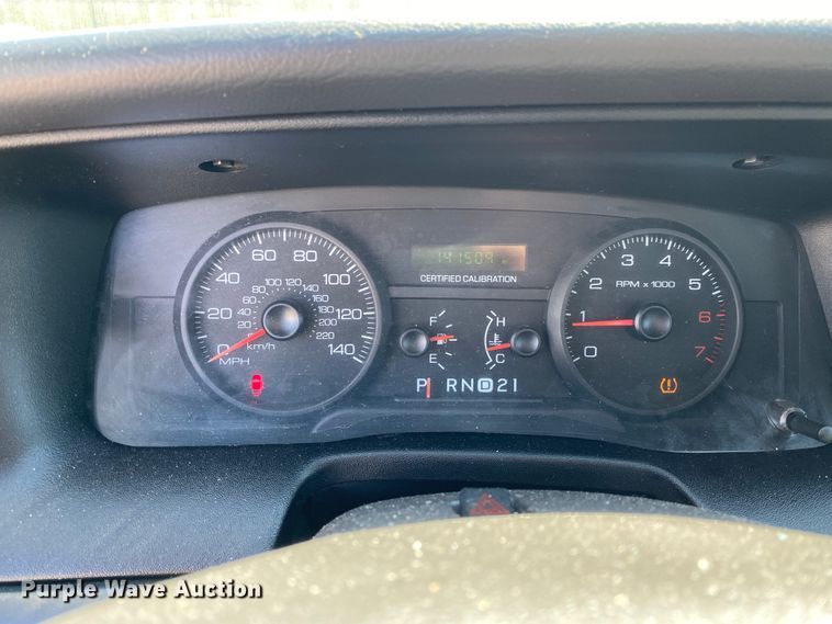 image for item JL9083 2008 Ford Crown Victoria Police Interceptor