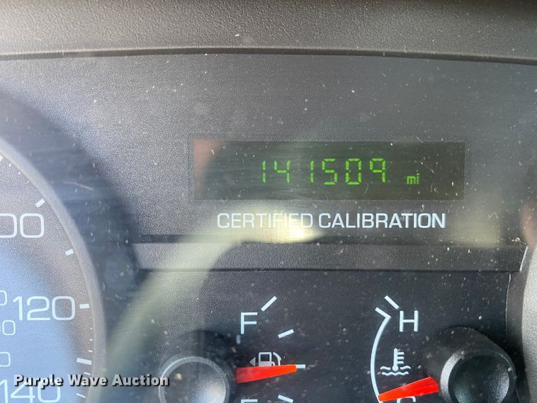 image for item JL9083 2008 Ford Crown Victoria Police Interceptor