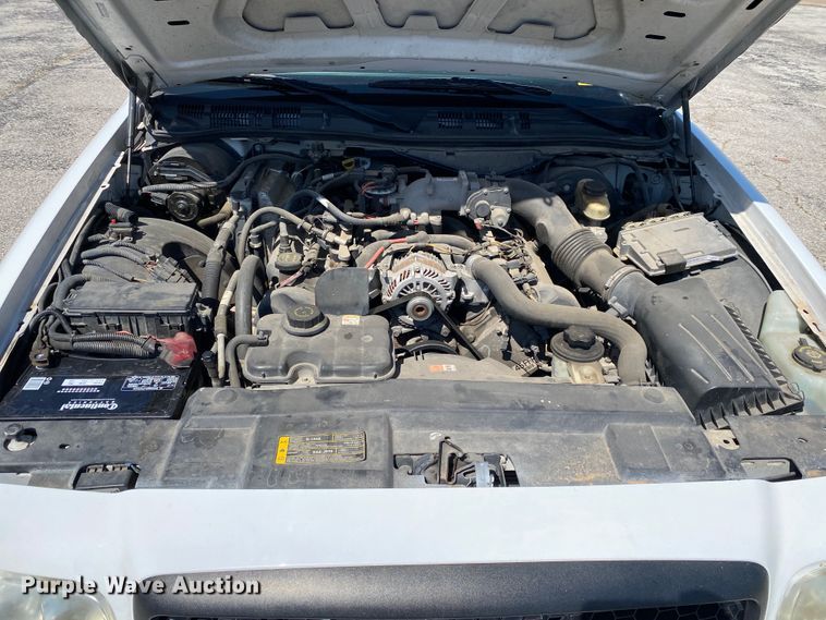 image for item JL9083 2008 Ford Crown Victoria Police Interceptor