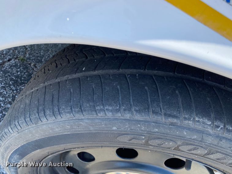 image for item JL9083 2008 Ford Crown Victoria Police Interceptor