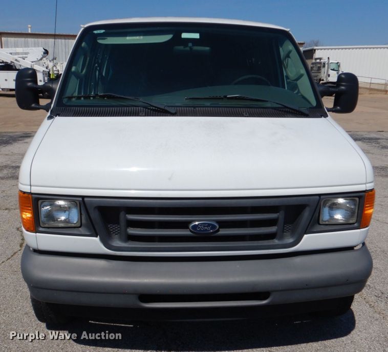 image for item JL9084 2007 Ford E150  van