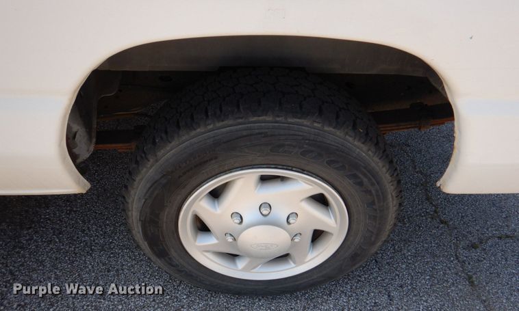 image for item JL9084 2007 Ford E150  van