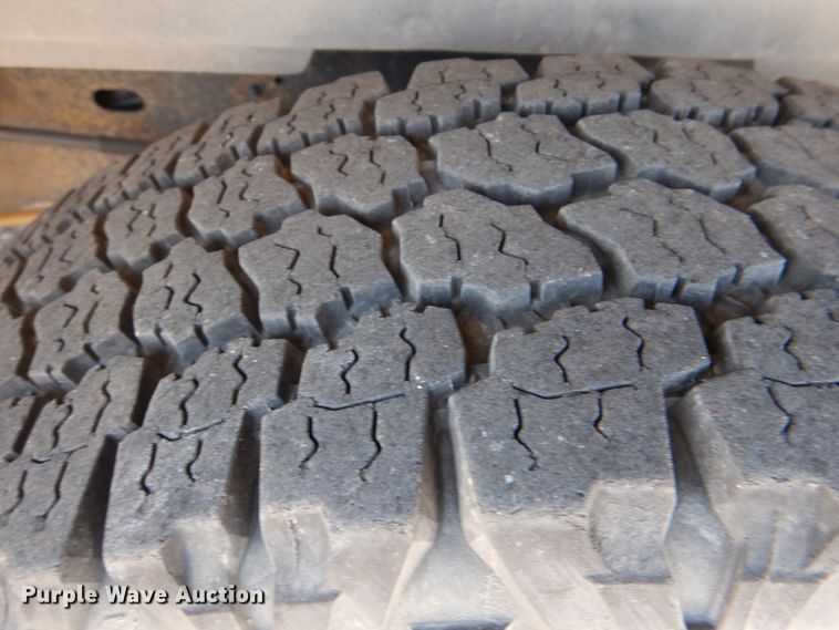 image for item JL9084 2007 Ford E150  van