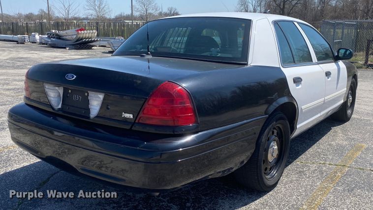 image for item JL9086 2011 Ford Crown Victoria Police Interecptor