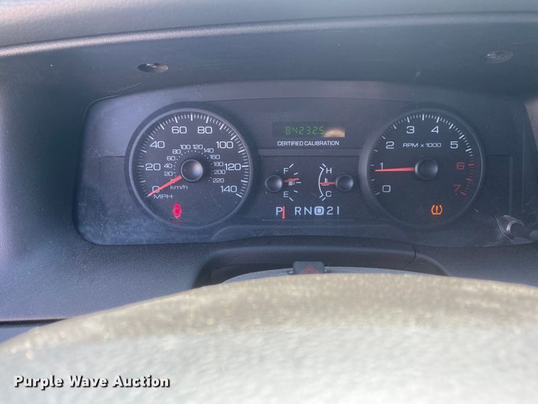 image for item JL9087 2011 Ford Crown Victoria Police Interceptor