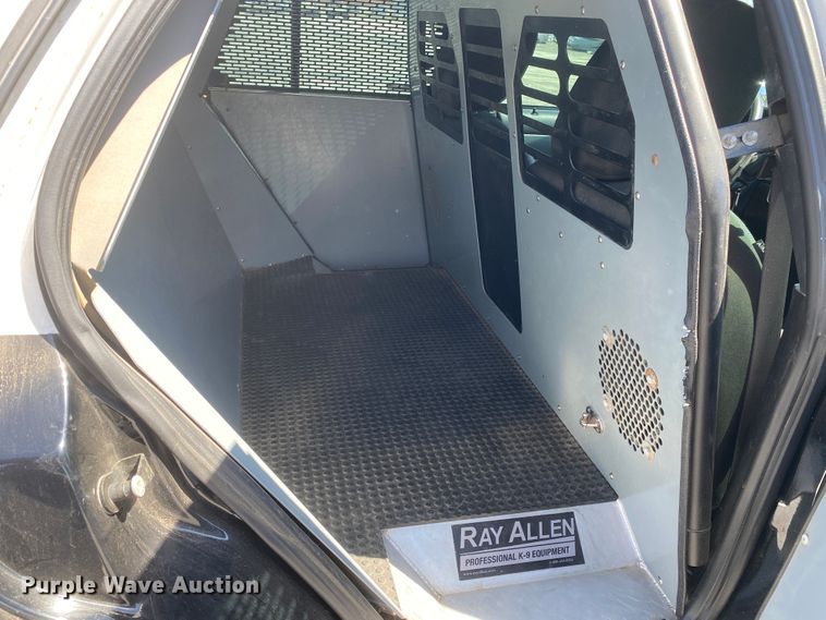 image for item JL9087 2011 Ford Crown Victoria Police Interceptor