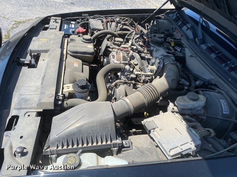 image for item JL9087 2011 Ford Crown Victoria Police Interceptor