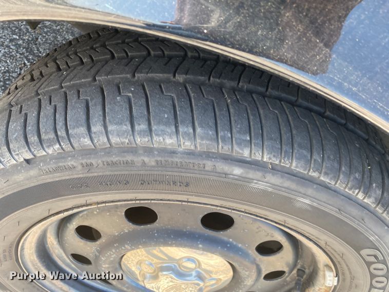 image for item JL9087 2011 Ford Crown Victoria Police Interceptor