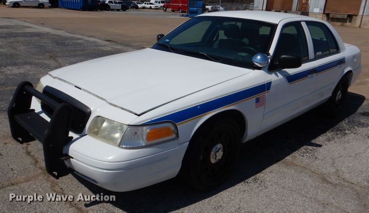 image for item JL9088 2008 Ford Crown Victoria Police Interceptor