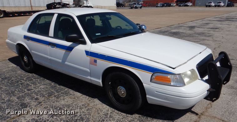image for item JL9088 2008 Ford Crown Victoria Police Interceptor