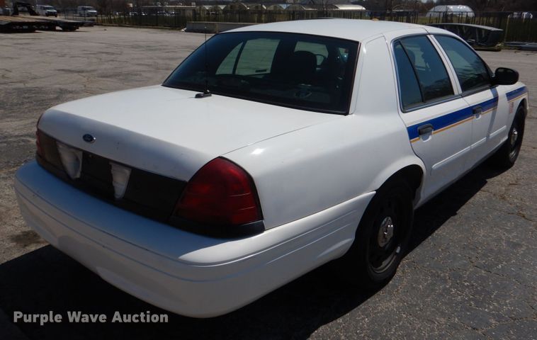 image for item JL9088 2008 Ford Crown Victoria Police Interceptor