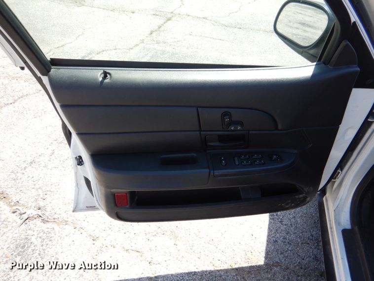 image for item JL9088 2008 Ford Crown Victoria Police Interceptor