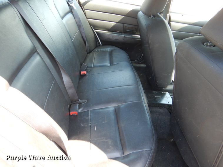 image for item JL9088 2008 Ford Crown Victoria Police Interceptor