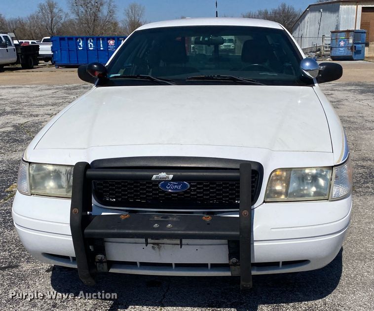 image for item JL9089 2006 Ford Crown Victoria Police Interecptor
