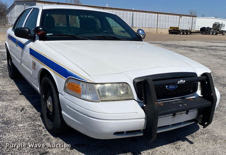 image for item JL9089 2006 Ford Crown Victoria Police Interecptor