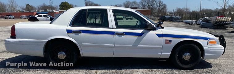 image for item JL9089 2006 Ford Crown Victoria Police Interecptor