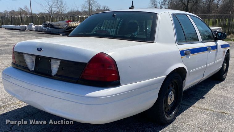 image for item JL9089 2006 Ford Crown Victoria Police Interecptor