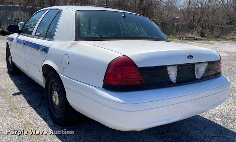 image for item JL9089 2006 Ford Crown Victoria Police Interecptor