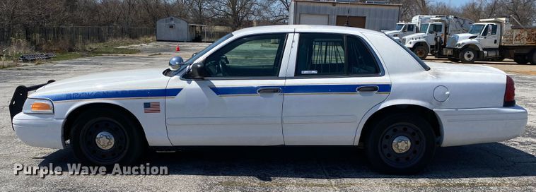 image for item JL9089 2006 Ford Crown Victoria Police Interecptor