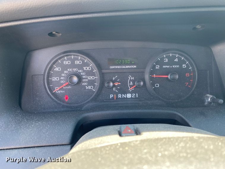 image for item JL9089 2006 Ford Crown Victoria Police Interecptor