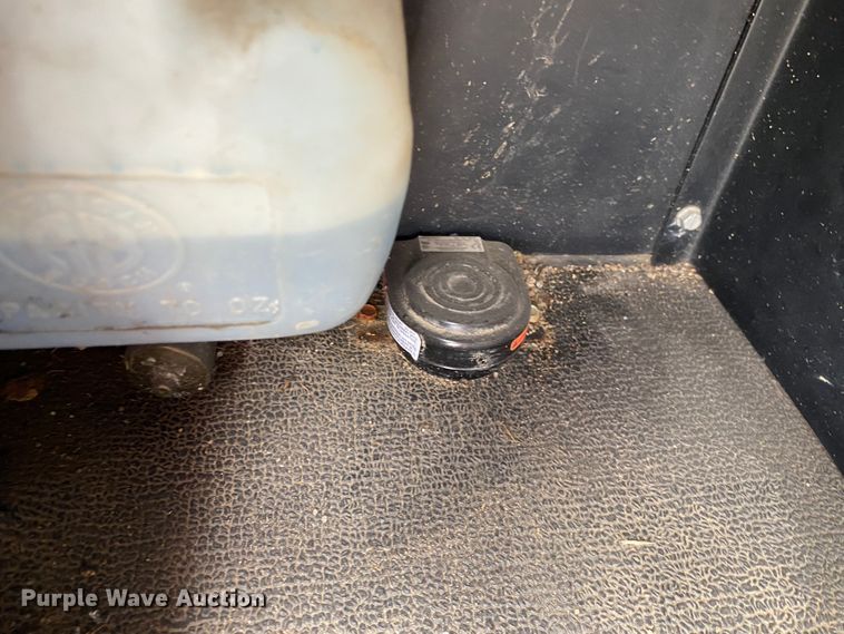 image for item JL9091 1993 HME  pumper fire truck