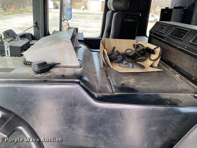 image for item JL9091 1993 HME  pumper fire truck