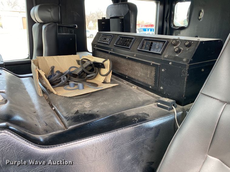 image for item JL9091 1993 HME  pumper fire truck