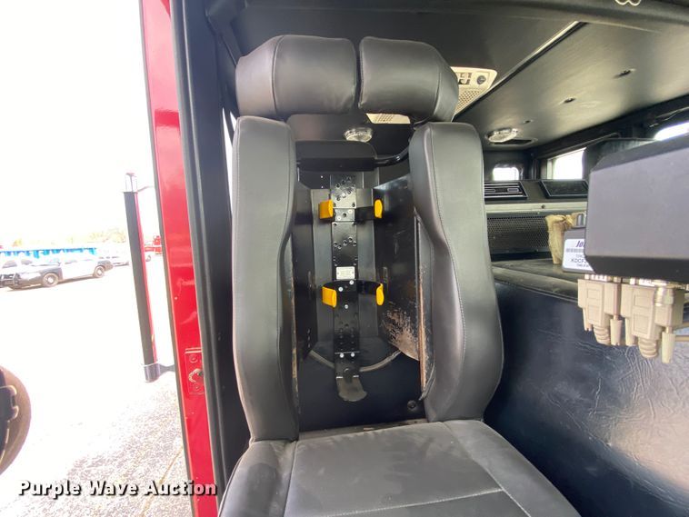 image for item JL9091 1993 HME  pumper fire truck